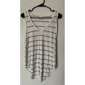 Mudd Womens Juniors Tank Top White Black Striped Sleeveless V Neck Sz Large